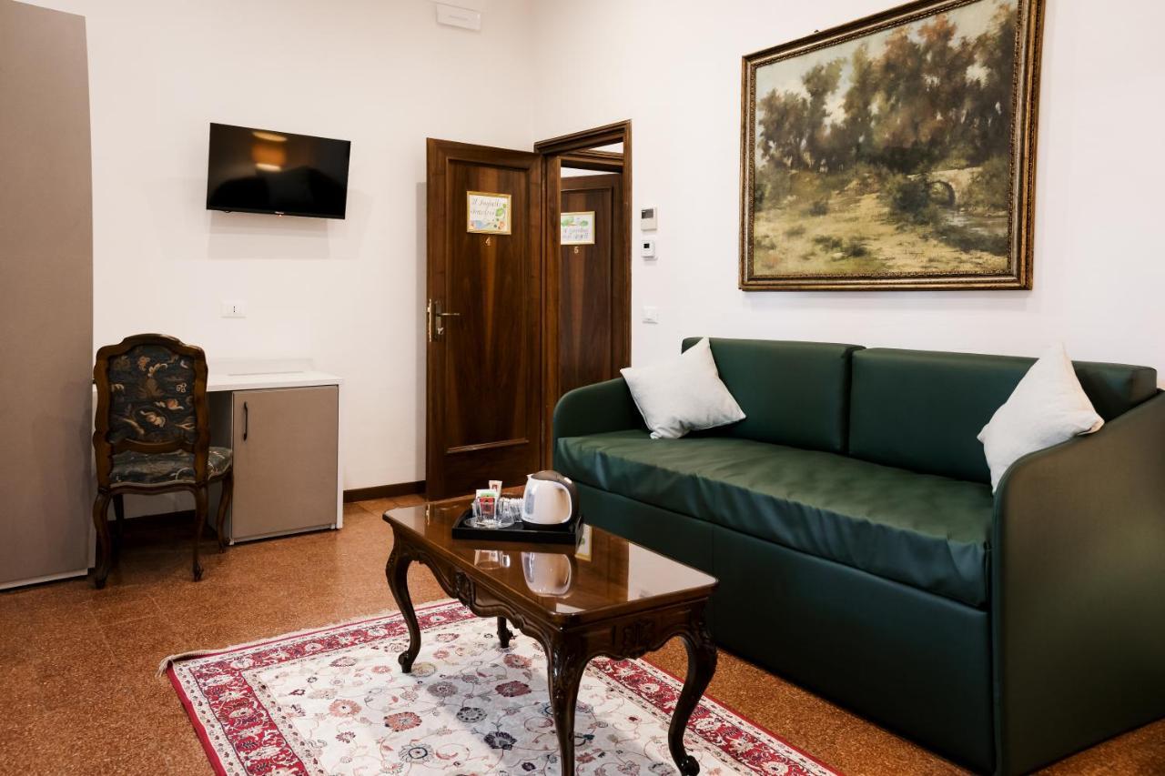 Lami Room & Apartment 카스텔산피에트로테르메 외부 사진