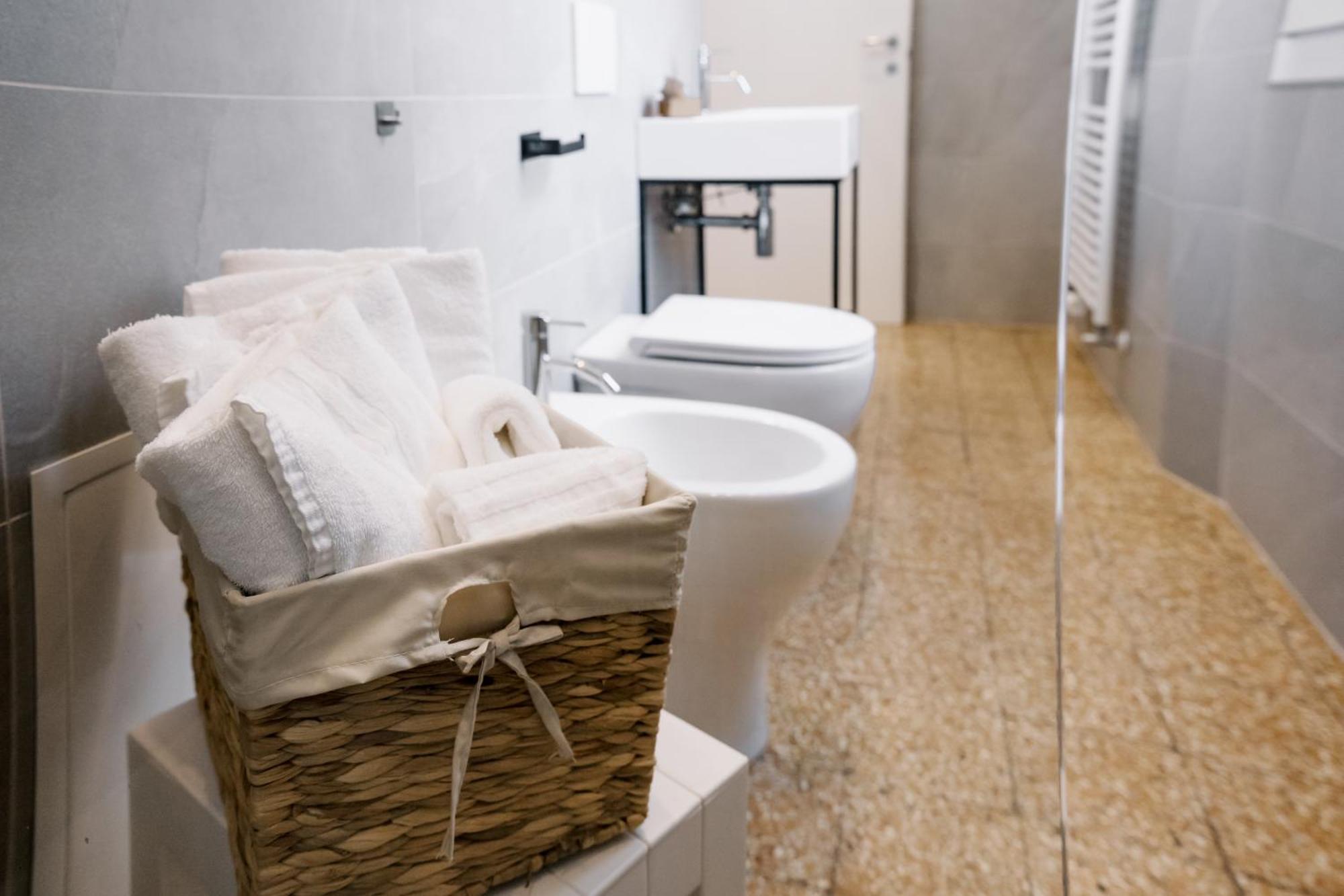 Lami Room & Apartment 카스텔산피에트로테르메 외부 사진